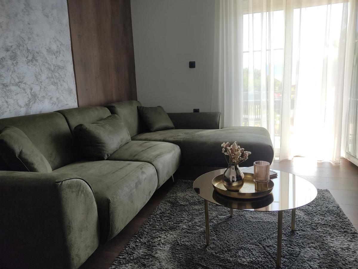 Avisi Home Trebinje Luaran gambar