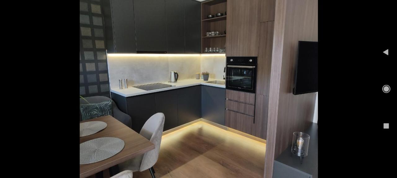 Avisi Home Trebinje Bilik gambar